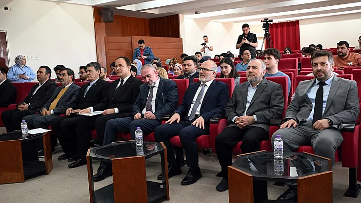 'Türkmenistan'ın Tarafsızlık Politikası Başarılı Model Oluşturdu'