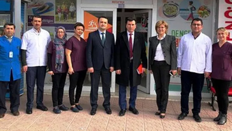 Türkyılmaz, Sağlıklı Yaşam Merkezi'ni ziyaret etti