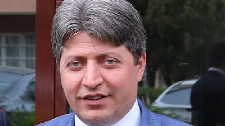 Tutkun: Hizmet için vekalet şart değil