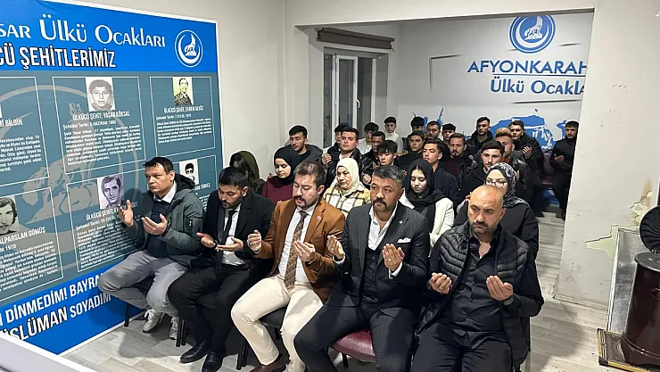 Ülkü Ocakları'nda Dualar Şehitlerimiz için