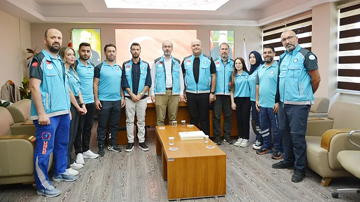 UMKE Ekibi, Müdür Öztürk'e Çalışmalarını Anlattı