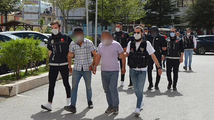 Uyuşturucu operasyonunda 5 zanlı tutuklandı