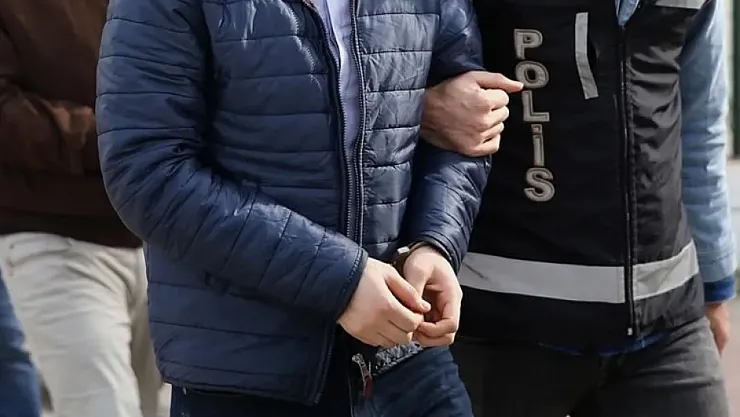 Uyuşturucu Şüphelisi 8 Şahıs Tutuklandı