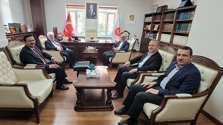 Uzman Gür, Afyon'da Temaslarda Bulundu