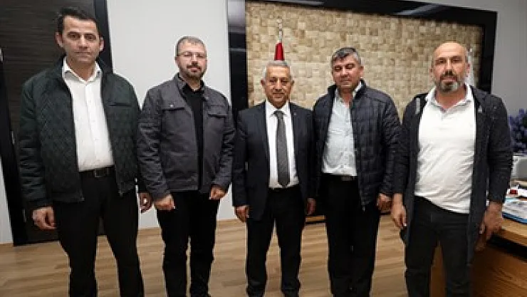 “Vaat ettiğim projeleri tek tek yerine getireceğim”