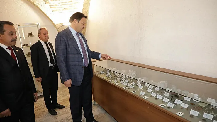 Vali Işın, 'Bilimsel Mekanlar Şehrin Farkındalığını Artırıyor'