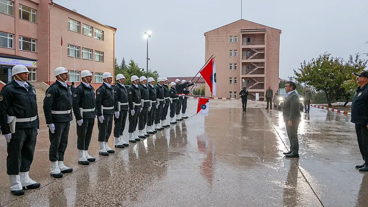 Vali Sözer, POMEM Öğrencileriyle Bir Araya Geldi