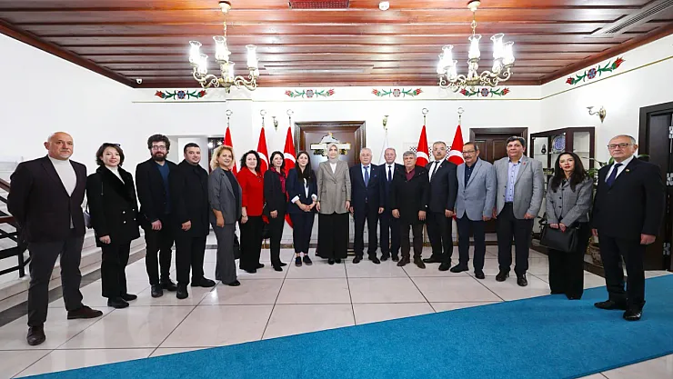 Vali Yiğitbaşı, CHP'nin Yeni Yönetimini Kabul Etti