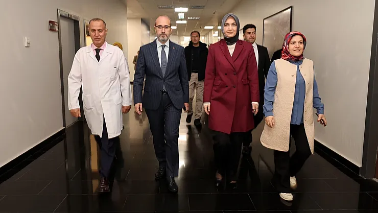 Vali Yiğitbaşı'dan Sağlık Yöneticilerine 'Hayırlı Olsun' Ziyareti
