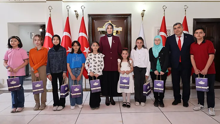Vali Yiğitbaşı, Geleceğin Sanatçılarını Kabul Etti