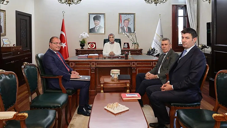 Vali Yiğitbaşı, Kurum Çalışmalarını Dinledi