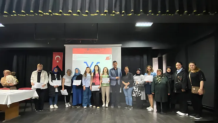 Velilere 'Velivizyon' Teşekkür Belgeleri Takdim Edildi