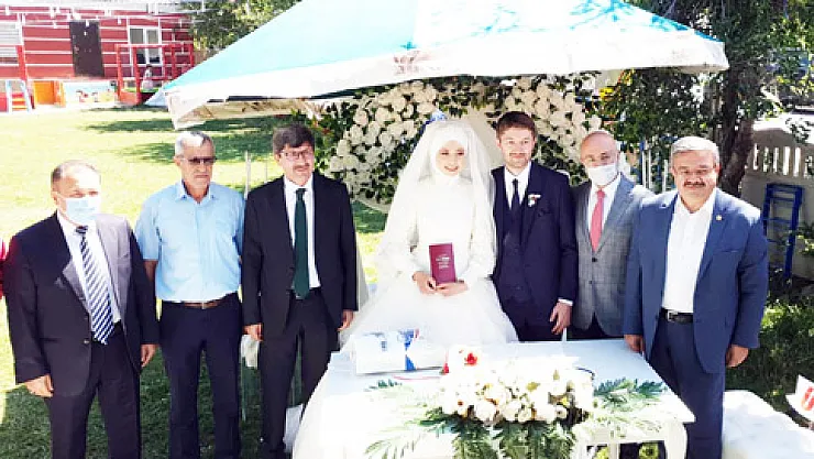 Yalçın ailesinin mutlu günü