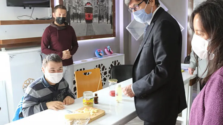 Yalçın, ilçe ziyaretlerini sürdürüyor