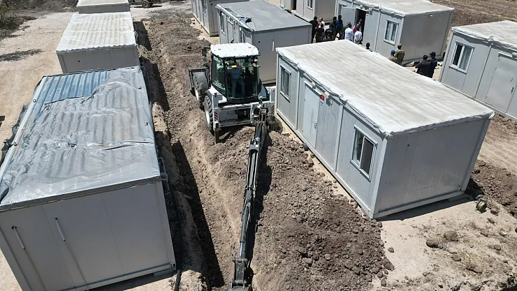 Yangın Sonrası Konteyner Kentler Kuruluyor