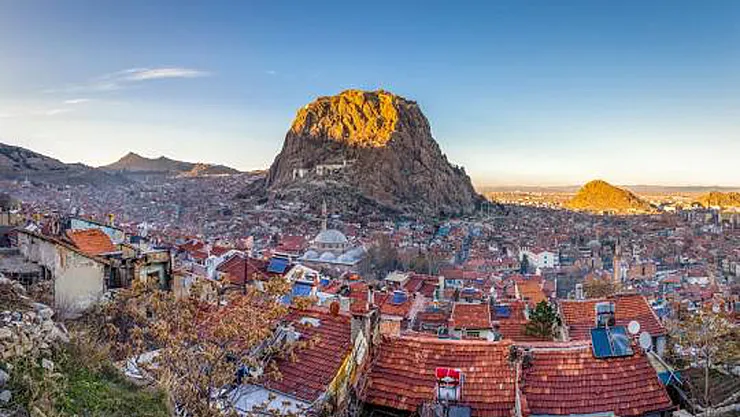 Yapay Zekaya Sorduk, Afyon'un En Büyük 3 Sorunu Nedir?