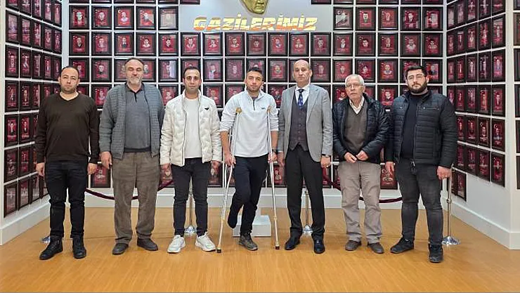 Yaralı Komutan'dan Kumartaşlı'ya Ziyaret