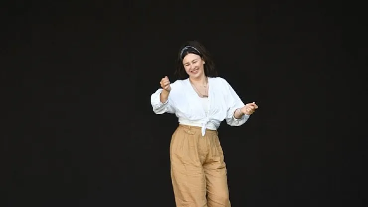 Yasemin Sakallıoğlu Ne Doktoru?