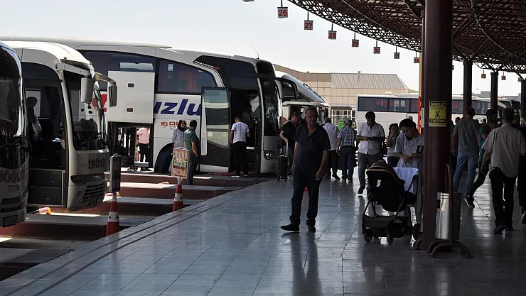 Yaz sezonunda Eskişehir otogarında beklenen yoğunluk oluşmadı