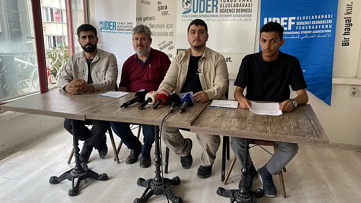 Yemenli 2 Öğrenci Ve Babaları Millet Bahçesinde Darp Edildi