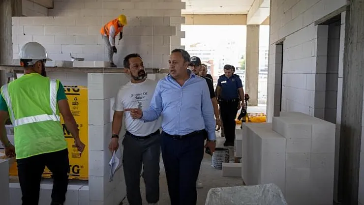 Yeni Hizmet Binası Çalışmalarını Denetledi