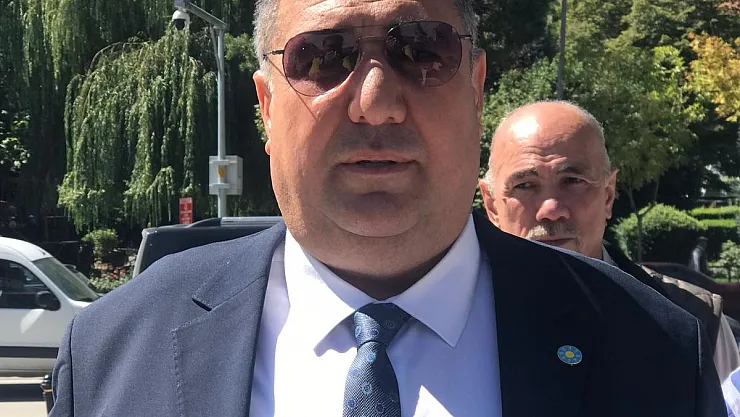 'Yeni kuşaklar garip ideolojik hedeflerle şekillendiriliyor'