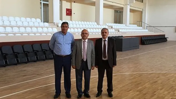 Yeni salonu gezdiler – Kocatepe Gazetesi