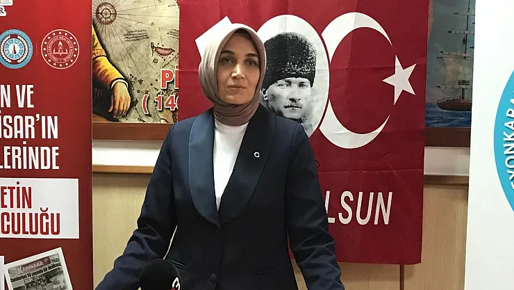 Yerel gazetelerde Cumhuriyetin 100 yıllık yolculuğu sergisi tarihe ışık tutuyor