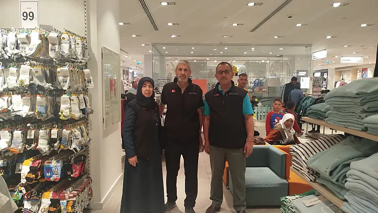 Yetim Çocukların 100'ü Güldü