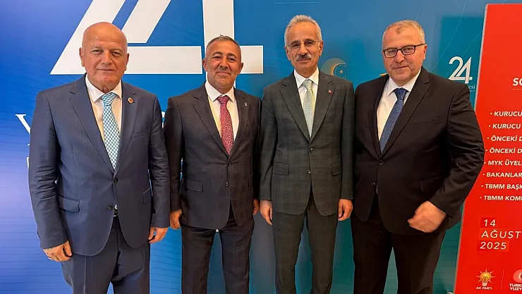 Yıldırım, AK Parti'nin 24'üncü Yılında Bakanlarla Ankara'da Buluştu