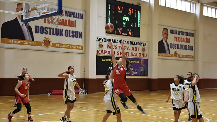 Yıldızların Grup Müsabakaları Tamamlandı