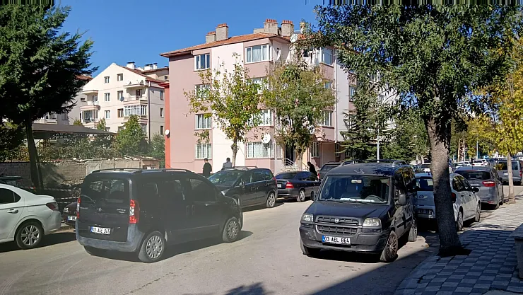 Yılların Binası Yer Değiştirmedi Ki? Bu Nasıl İş?