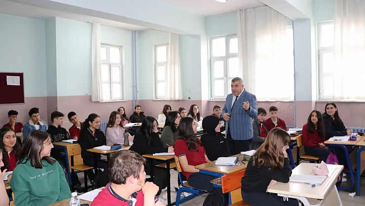 YKS ve LGS Tercih Stresi Tarih Oluyor! İşte Afyon'daki Danışmanlık Noktaları