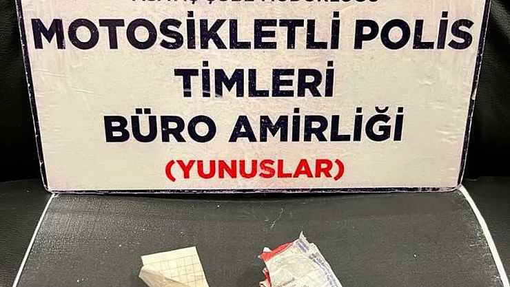 Yunus Timleri Bir Kişinin Üzerinde Uyuşturucu Ele Geçirdi