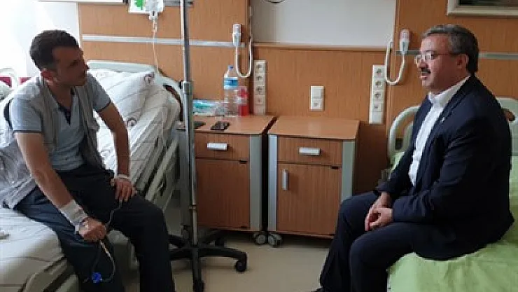 Yurdunuseven, AFSÜ'yü ziyaret etti – Kocatepe Gazetesi