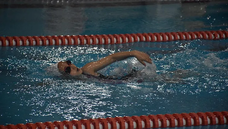 Yüzme Müsabakalarına 151 Sporcu Katılıyor