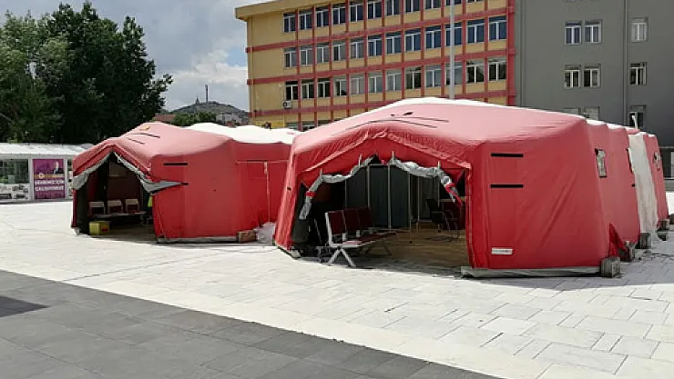 Zafer Kent Meydanı’nda AŞI ÇADIRI KURULDU