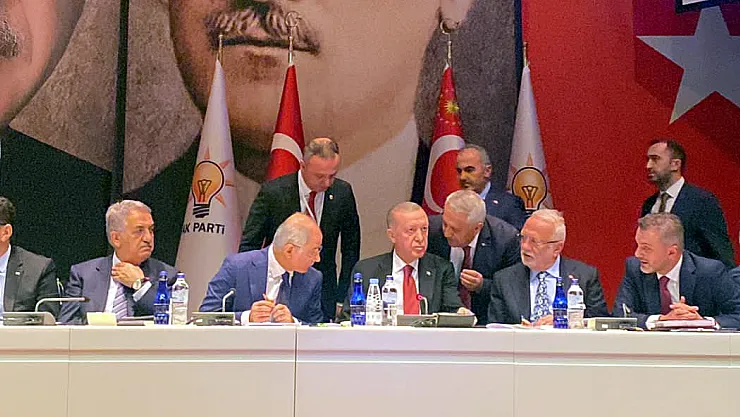 Zeybek Erdoğan ile konuştu. “Devam edeceğiz” mesajı verdi