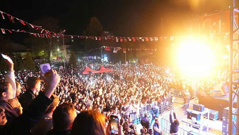 29 Ekim'de Bilecik'te Binlerce Kişi Sefo Konserinde Buluştu!