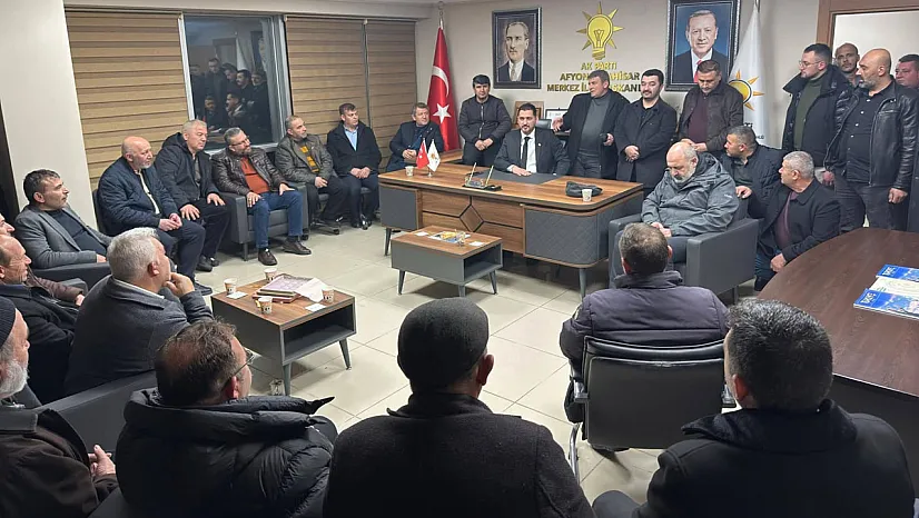 Afyon AK Parti Toplu Ayrılık
