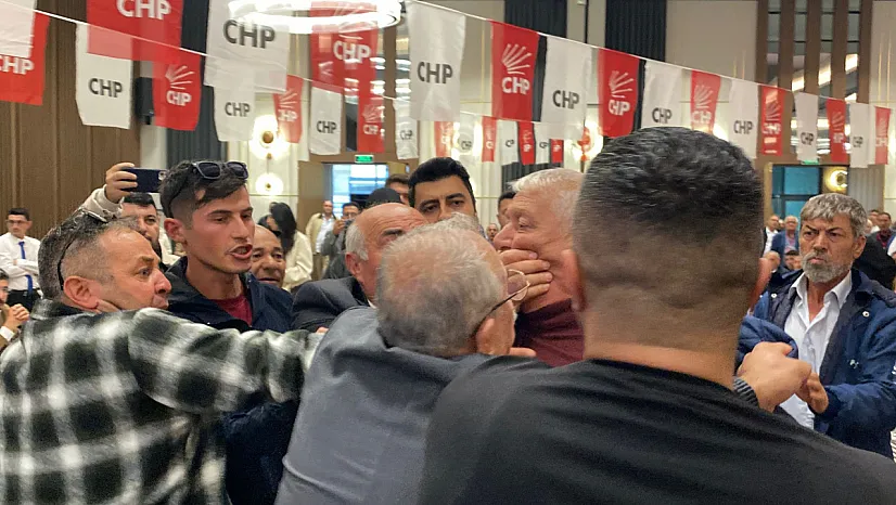 Afyon CHP Kongresi Karıştı! Karadeniz: Tecrübesizdi, Hatalarını Gidermeye Çalıştık