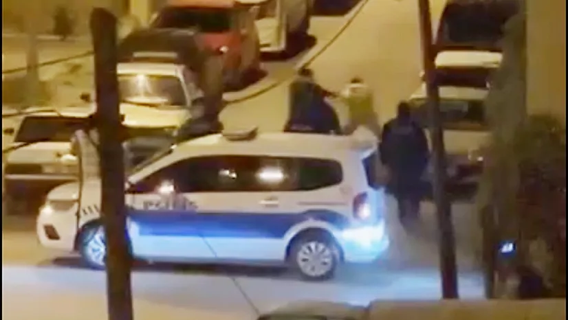 Afyon'da Elinde Döner Bıçağıyla Ev Bastı! Evdeki Kadın Son Anda Kurtuldu