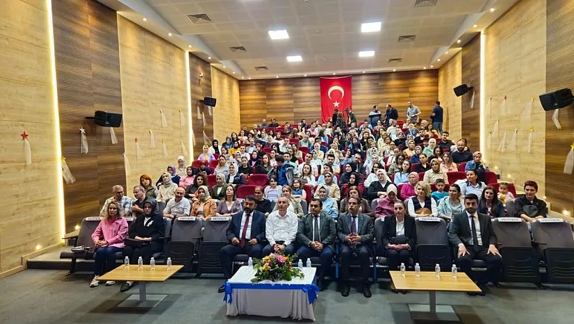 Afyon'da Veliler 'Dijital Baba'yla Buluştu