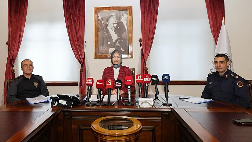 Afyon Genelindeki Trafik Levhaları Yenilendi