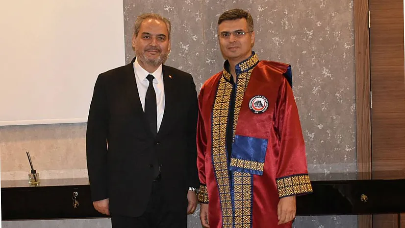 Afyon'un Eski Sağlık Müdürü Doçent Oldu