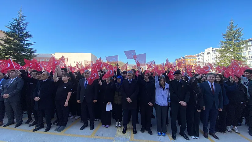 Afyonkarahisar'da Eğitim Camiası Tek Yürek