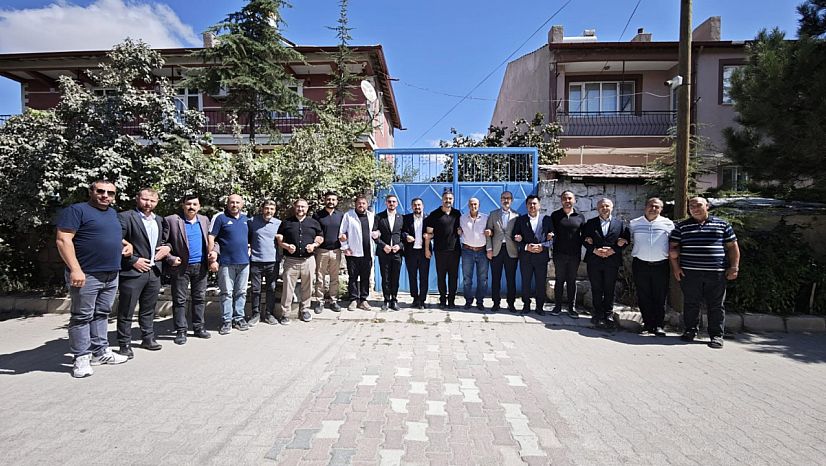 AK Parti'nin Yeni Başkanı Ziyaretlerle Başladı