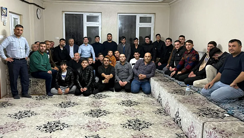 AK Partili Gençler Sahanın Nabzını Tutuyor