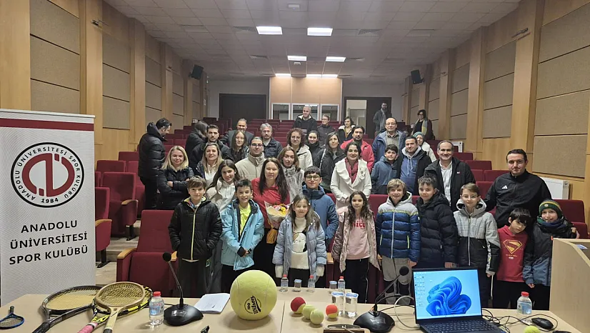 Anadolu Üniversitesi'nden Tenisçilere Tam Destek