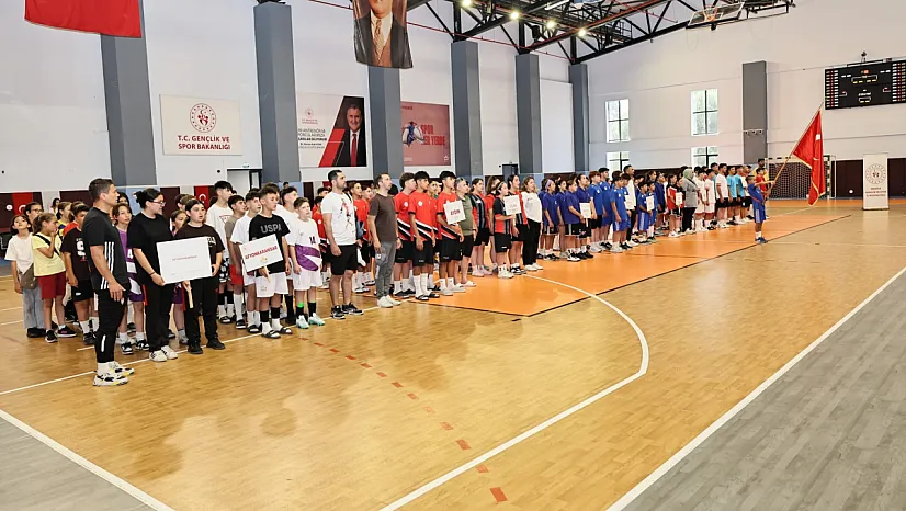 ANALİG Futbol Müsabakaları Manisa'da Başladı